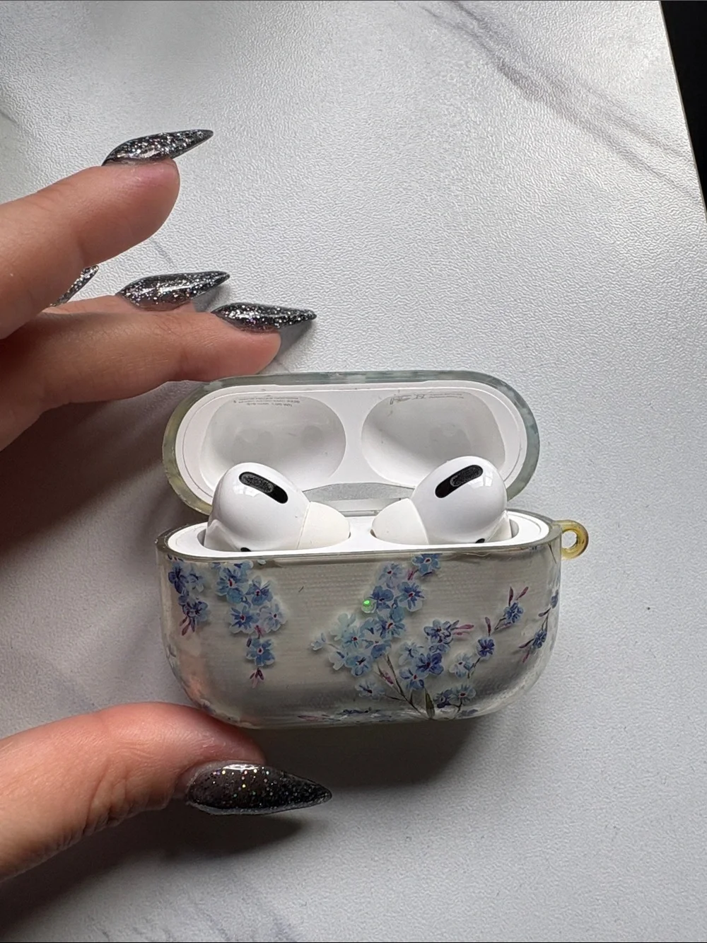 apple airpods pro